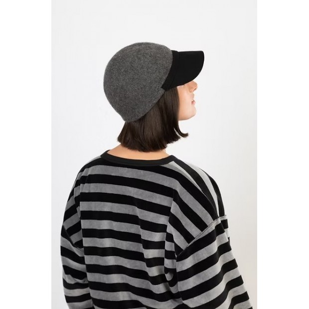 Julie Dubois skrybėlė